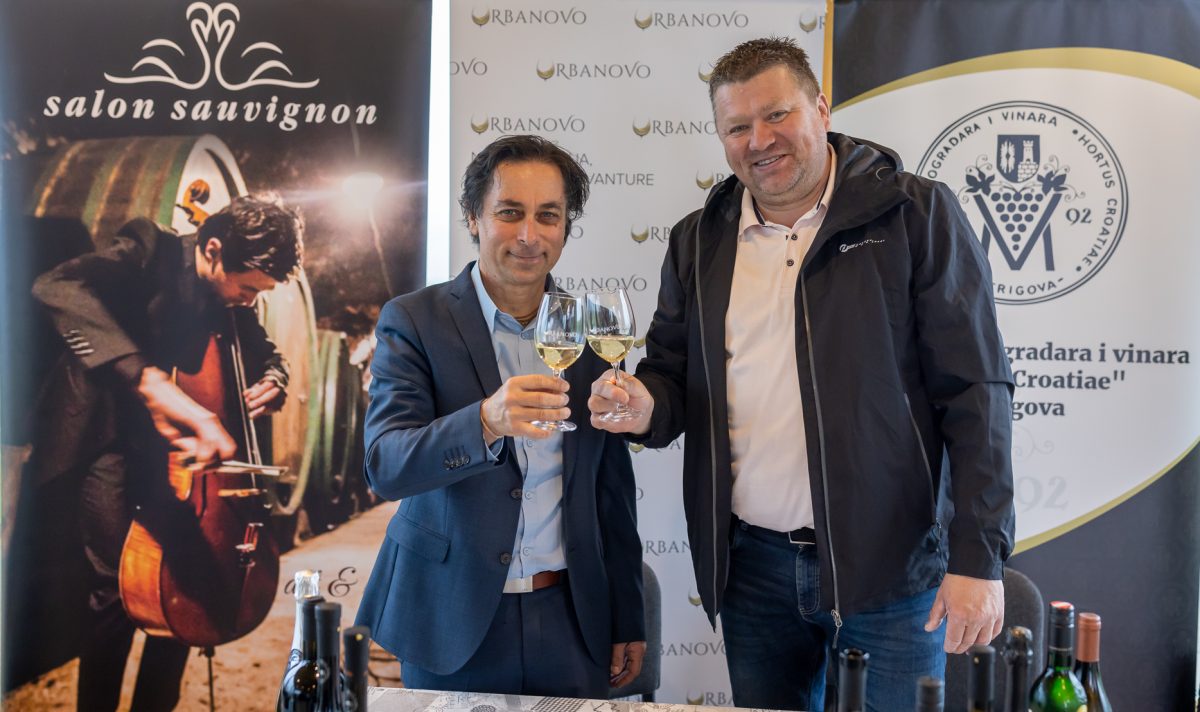 PODPIS URBANOVO SALON SAUVIGNON